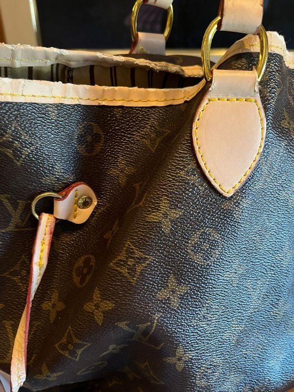 Cartera Louis Vuitton en buen estado - imagen 1