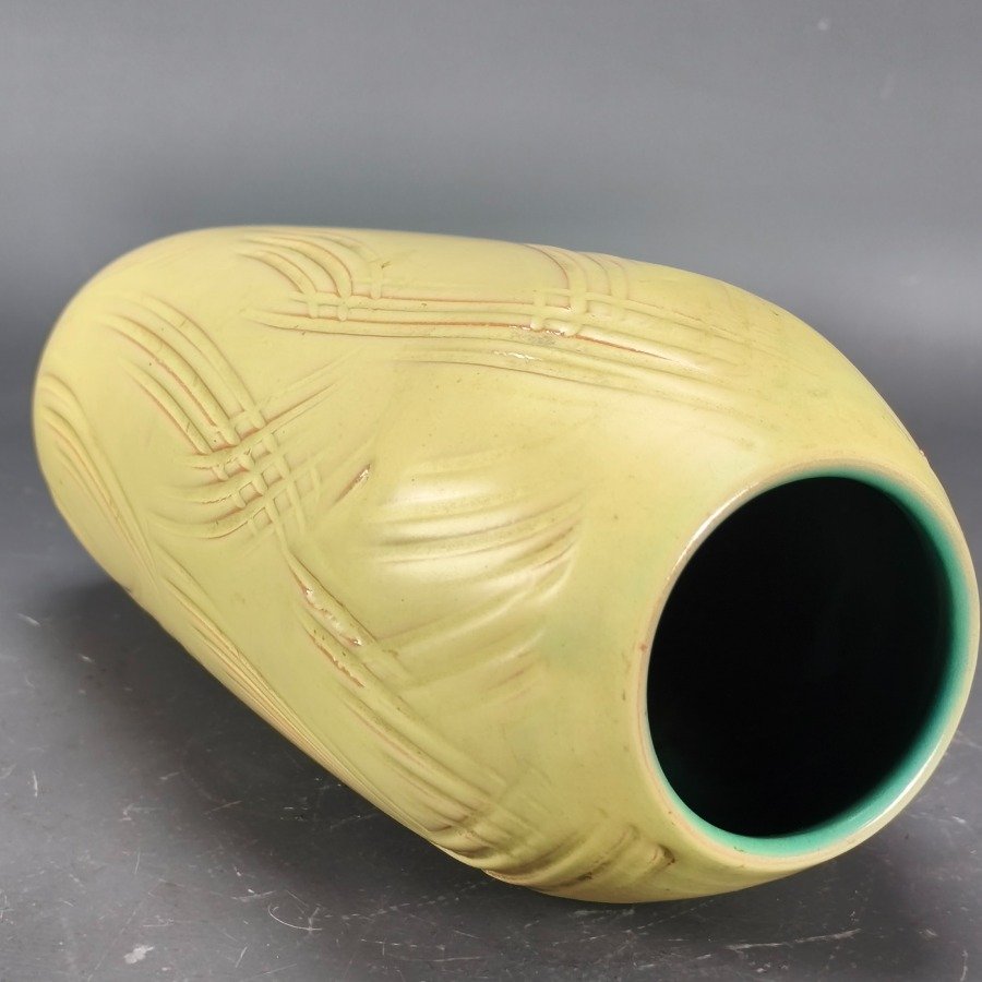 Item 18718 - Image 9