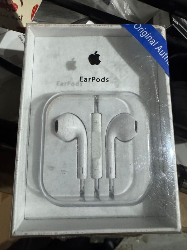 Auriculares Apple EarPods para iPhone - Caja Sellada