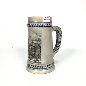 Jarra de Cerveza de Porcelana Alemana "Western Germany" con Paisaje Urbano y Monograma - imagen 1