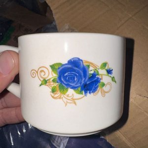 Juego de Vajilla con Tazas y Platos Decorados con Rosas Azules - imagen 4