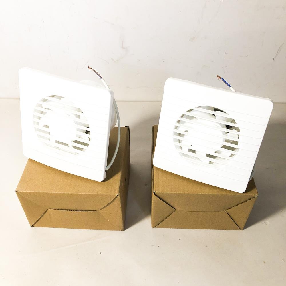 Dos Extractores de Baño Blancos de 4 Pulgadas