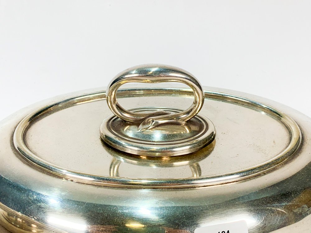 Fuente metalica ovalada ELKINGTON PLATE con tapa y agarradera - imagen 3