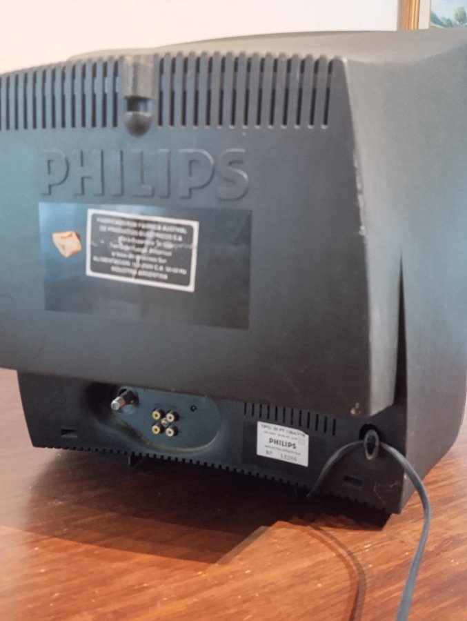 Tv Philips funcionando, electrodoméstico de alta calidad - imagen 6