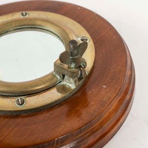 Ojo de Buey con Espejo de Bronce y Base de Madera - imagen 2