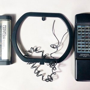 Equipo de Música Kenwood Completo con Tocadiscos, Compactera y Control Remoto - imagen 5