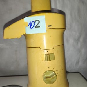 Balanza de Cocina Braun y Rayadora Rebanadora Eléctrica - imagen 2