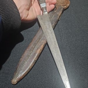 Cuchillo "París" de Hoja Larga con Vaina de Cuero - imagen 1