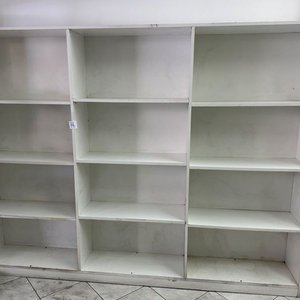 Estantería Blanca con Reparticiones - imagen 2