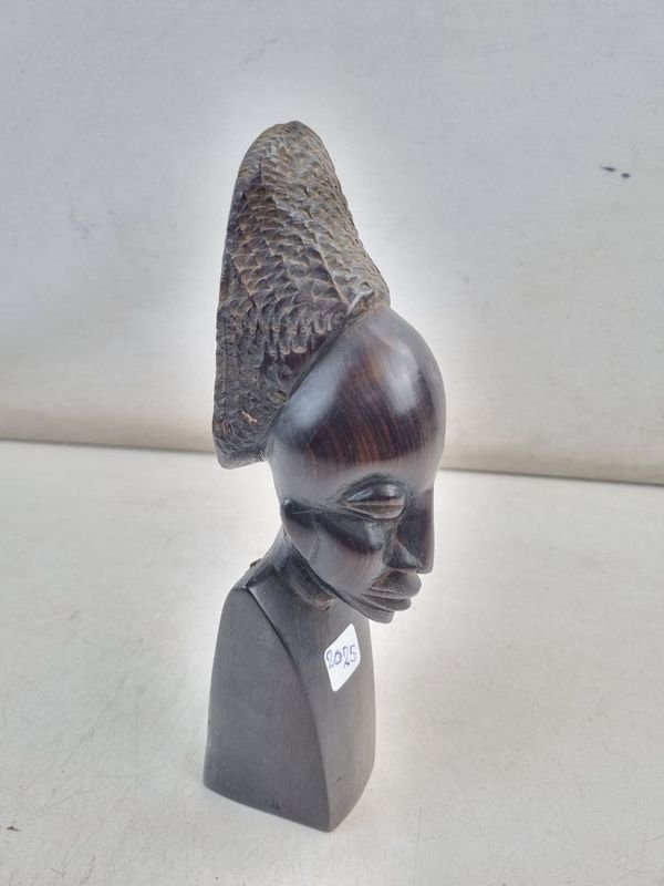 Busto Decorativo Figura Africana Tocado Tallado Pátina Oscura - imagen 1