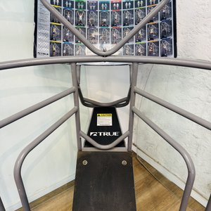 Estación de Estiramiento True Fitness Profesional - imagen 4