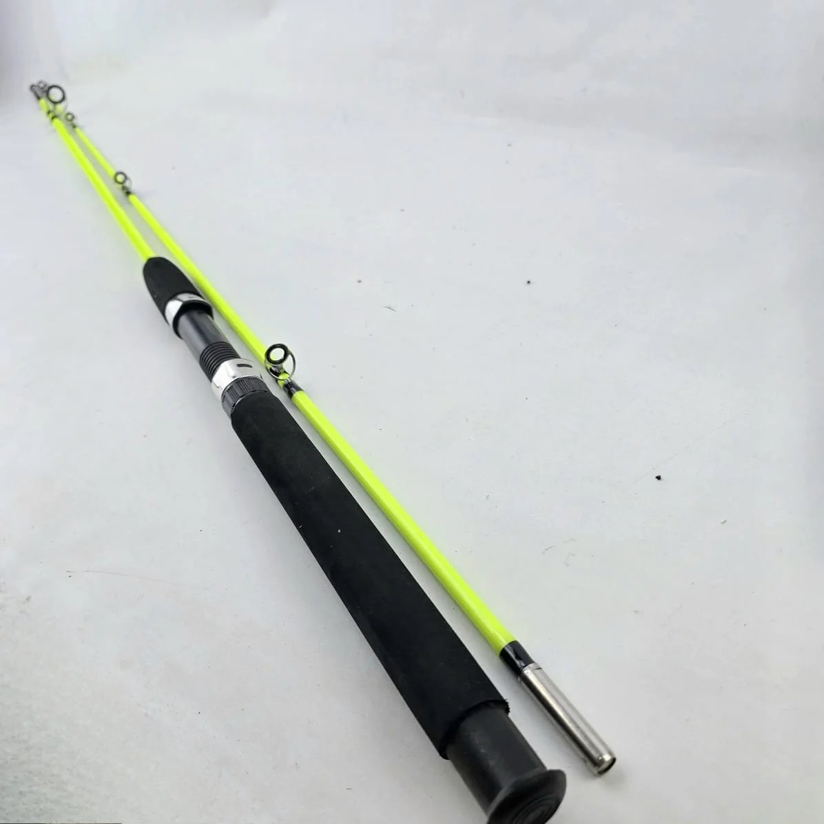 Item lote-140-cana-de-pesca-en-fibra-21mts - Image 0