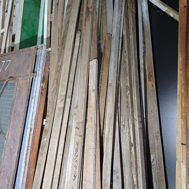 Lotes de madera y metal para construcción - imagen 3