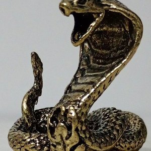 Figura Cobra de Bronce Miniatura, Postura Defensiva - imagen 2