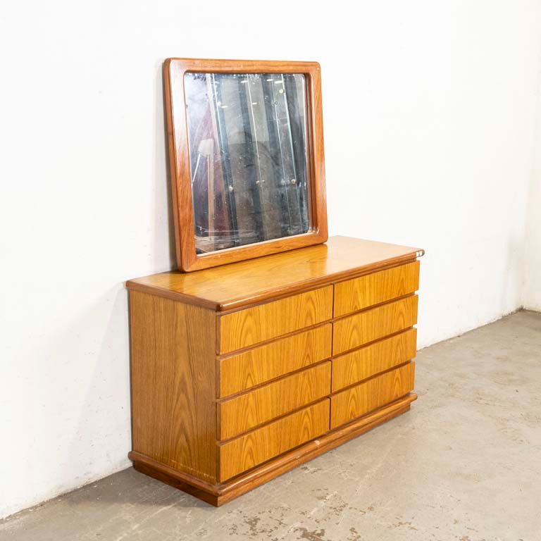 Item 2108741 - Image 0