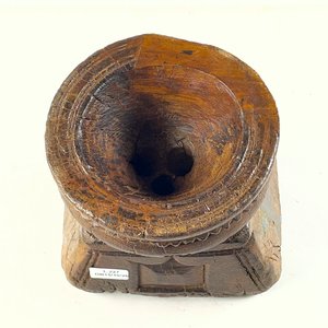 Antiguo Separador de Semillas de Madera Tallada - imagen 2