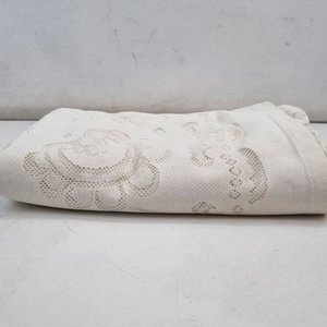 Elegante Mantel de Comedor Calado con Bordes Festoneados (200x140cm) - imagen 3