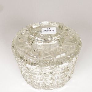 Bombonera de Vidrio, Canastita de Cristal y Florero de Loza Inglesa - imagen 4