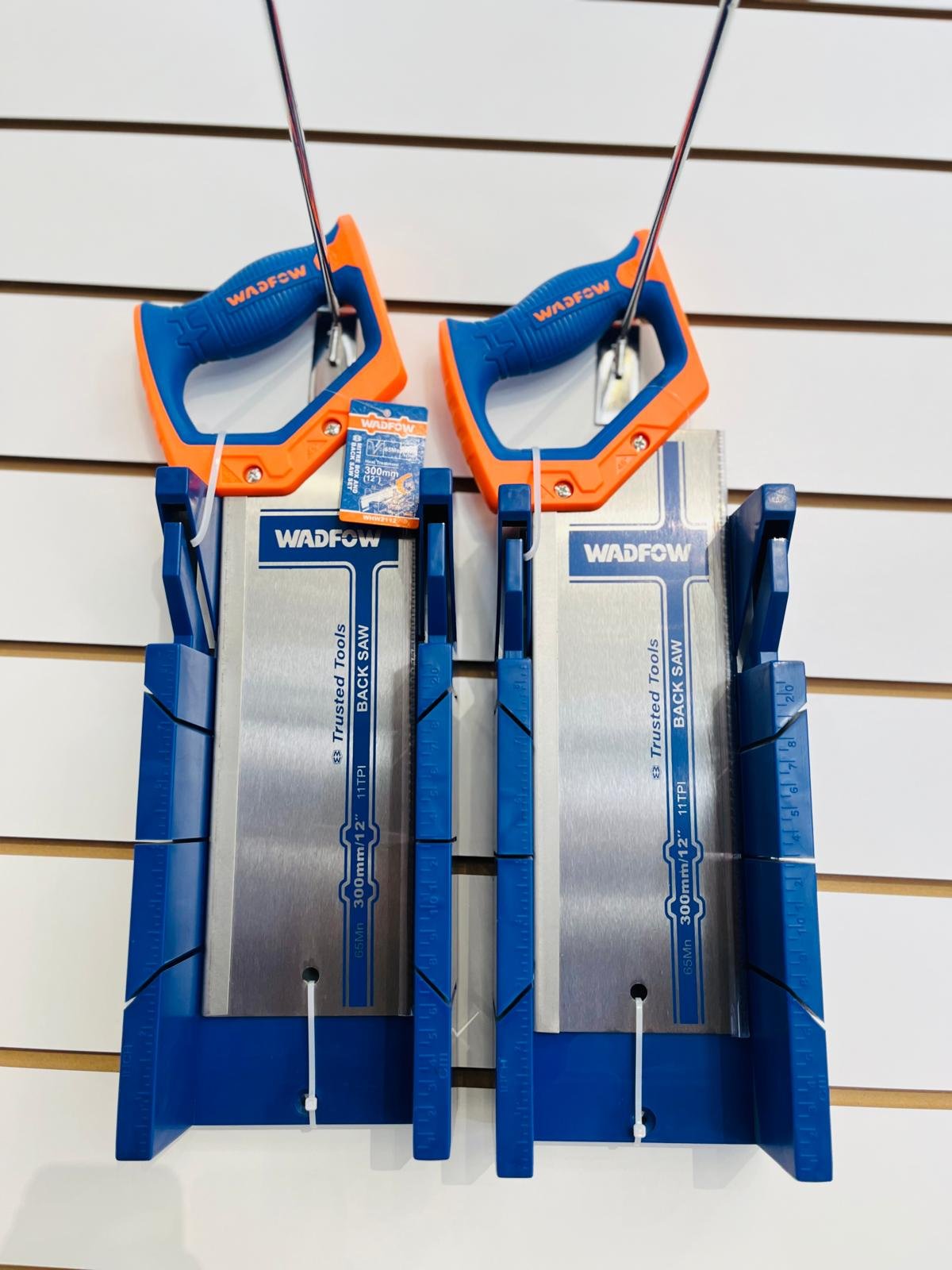 Set de 2 Ingletadoras Manuales Wadfow 300mm