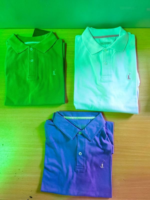 Remeras de algodón y denim a la venta - imagen 1
