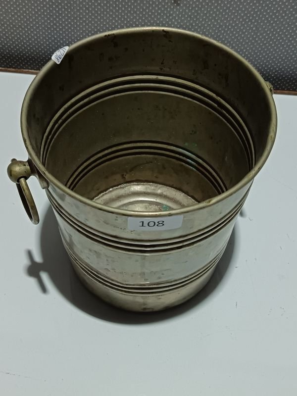 Item 879973 - Image 1