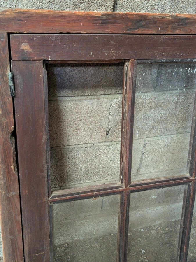 Ventana antigua con marco de cedro y pinotea - imagen 7