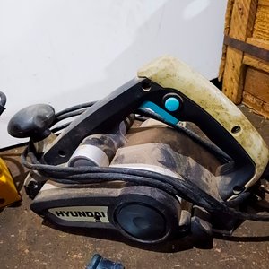 2 Cepillos Eléctricos de Carpintero Hyundai y Goldex - imagen 3
