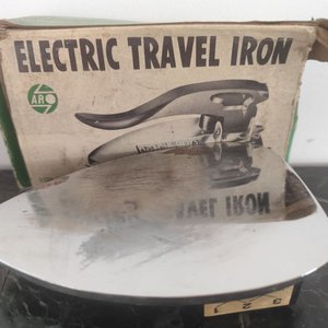 Plancha Eléctrica de Viaje Aro Vintage en Caja - imagen 4