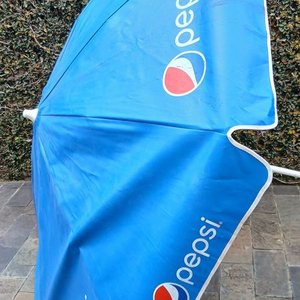 Sombrilla Publicitaria Pepsi Azul para Exterior - imagen 2
