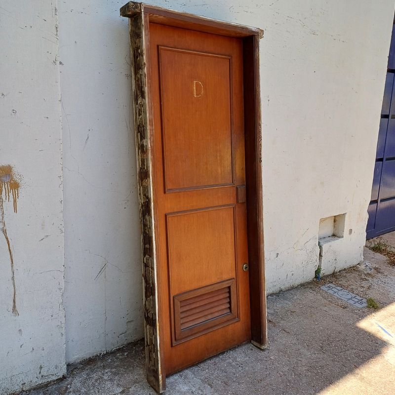Puerta de contrachapado de cedro con marco de cedro y accesorios - imagen 3