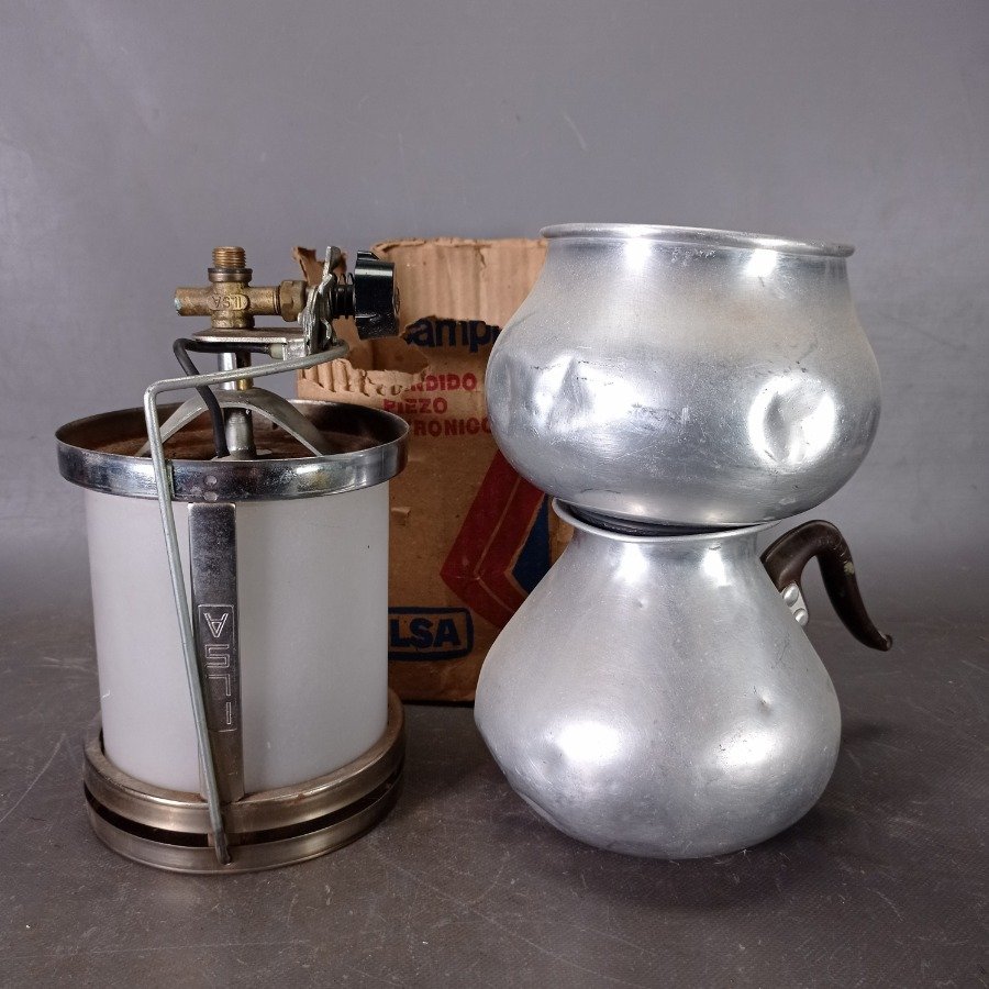 Lámparas y cafeteras de aluminio vintage - imagen 2