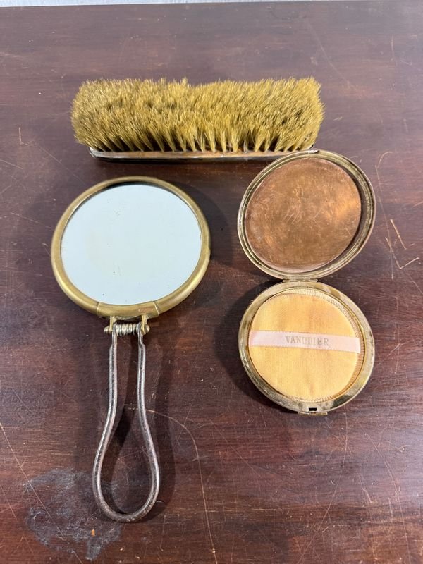 Item 849558 - Image 1