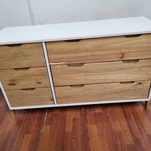 Lote anterior: Cómoda Moderna Diseño Nórdico Blanco y Madera Natural
