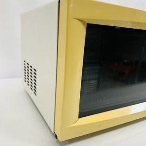 Microondas Zero Watt Amarillo con Panel Digital - imagen 2