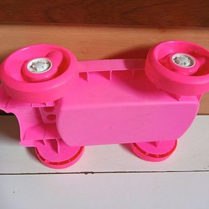 Camioneta Juguete Rosa Plástico - imagen 4