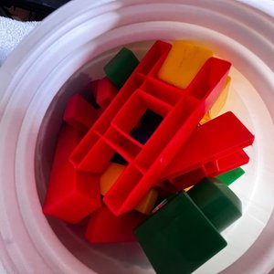Lote anterior: 3 Frascos con Bloques de Construcción Tipo Lego
