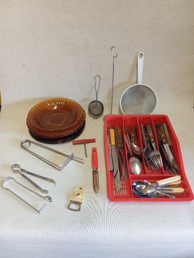 Lote anterior: Lotes de platos y cubiertos coloridos