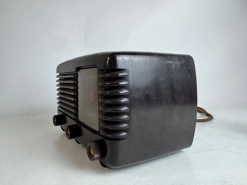 Antigua Radio de Baquelita Philco Tropic - imagen 6