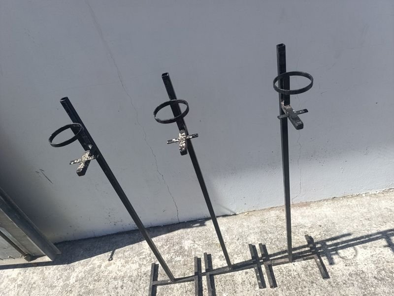 Soportes de hierro para estructuras metálicas - imagen 2