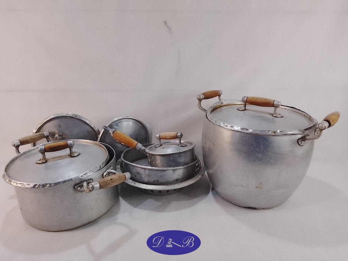 Lote de Ollas y Cacerolas de Aluminio con Mangos de Madera