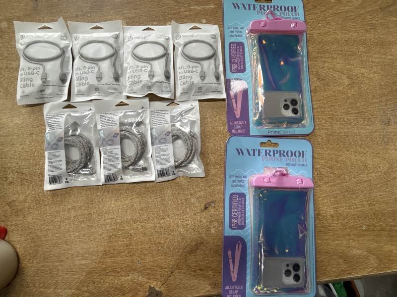 Lote de 7 Cables USB y 2 Fundas Impermeables para iPhone