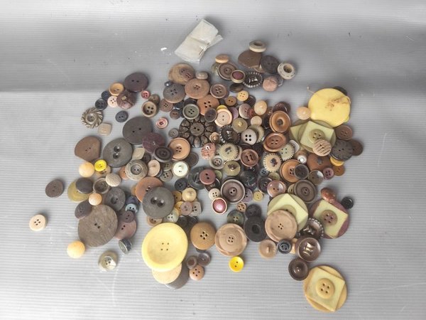 Lote de Botones Varios para Manualidades y Costura