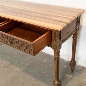 Mesa de Arrimo Estilo Luis XVI con Tapa de Mármol y Tres Cajones Tallados - imagen 3