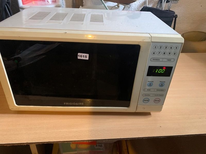 Lote anterior: Microondas Frigidaire de buena calidad