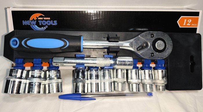 Juego de Dados con Llave Cricket "New Tools" 12 Piezas hasta 24mm