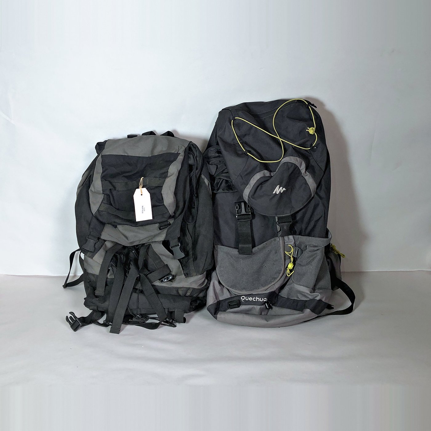 Dos Mochilas de Camping Quechua