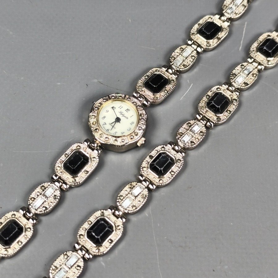 Item 16459 - Image 12