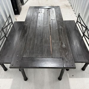 Juego de Exterior de Madera y Metal con Mesa y Bancos - imagen 13