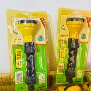 Pack de 48 Punteros Riego Ajustables Yong-An para Manguera - imagen 1