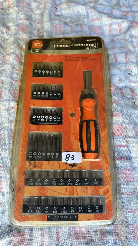 Lote siguiente: Destornillador con conjunto de bits sin uso